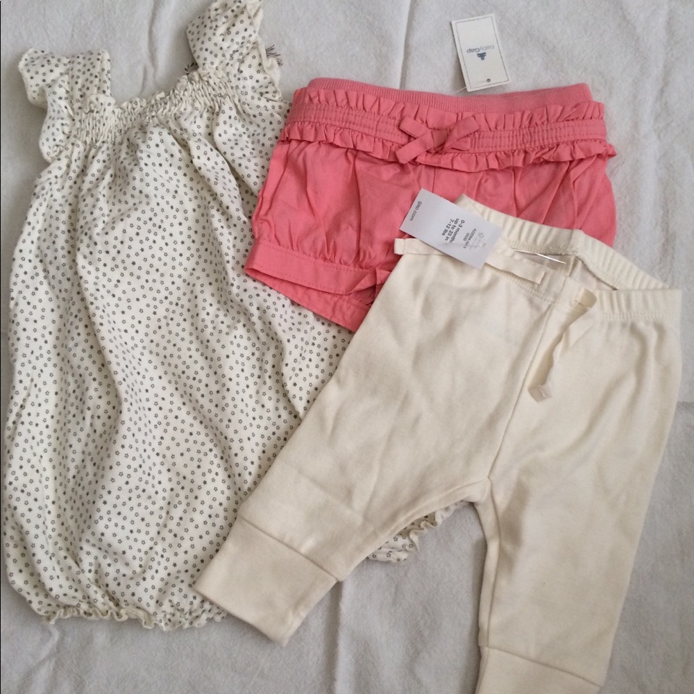 0-3 month babyGap clothes